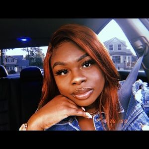 Meet your Posher, Amudala